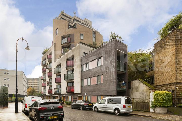 Stunning spacious 1 bed penthouse by Regents Park   Cubitt Court, Park Village East , Camden / Regents Park